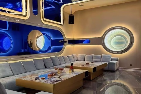 眉山不愁上班问题KTV招聘，当天上班提供住宿无杂费​